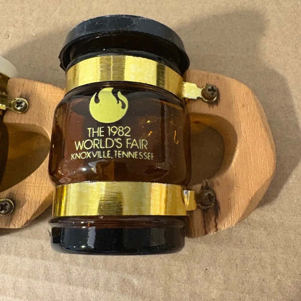 1982 World's‎ Fair Knoxville TN Salt & Pepper Shakers Mug Set Souvenir Vintage